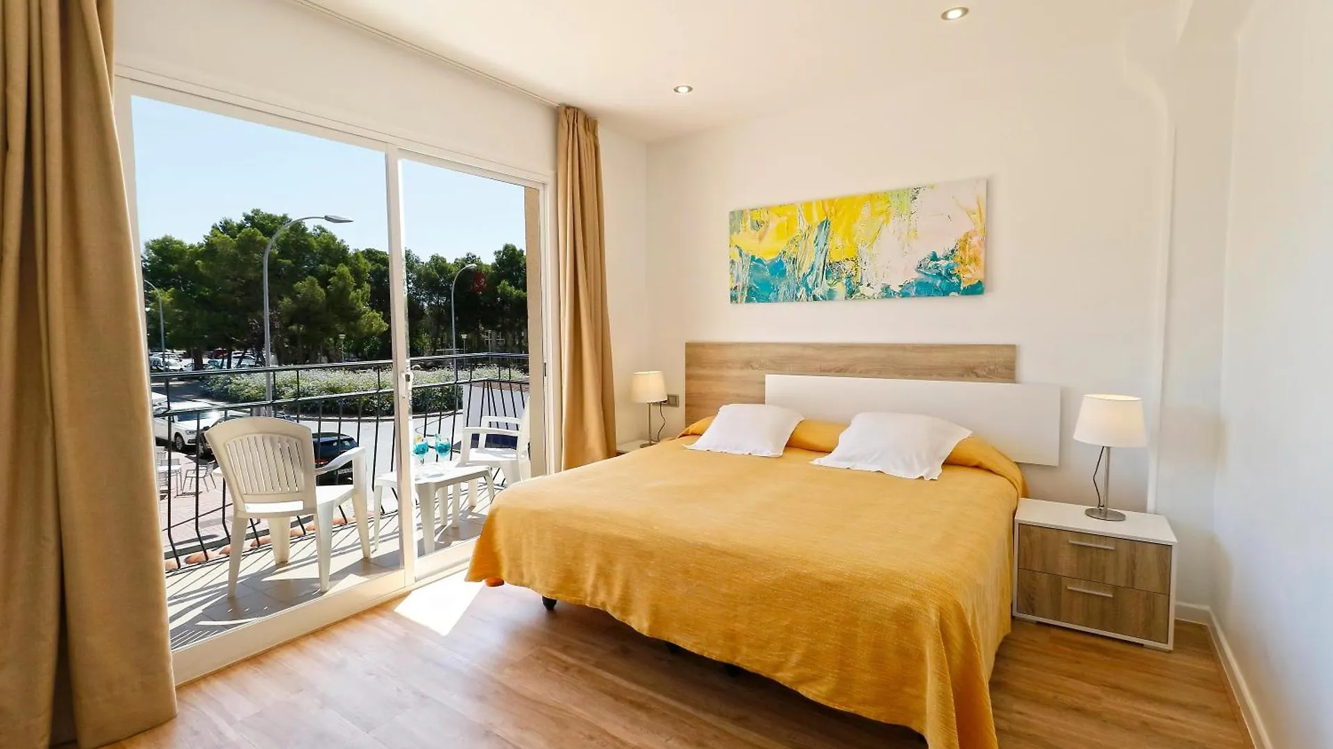 **  Hotel Gabarda Palmanova Spanien