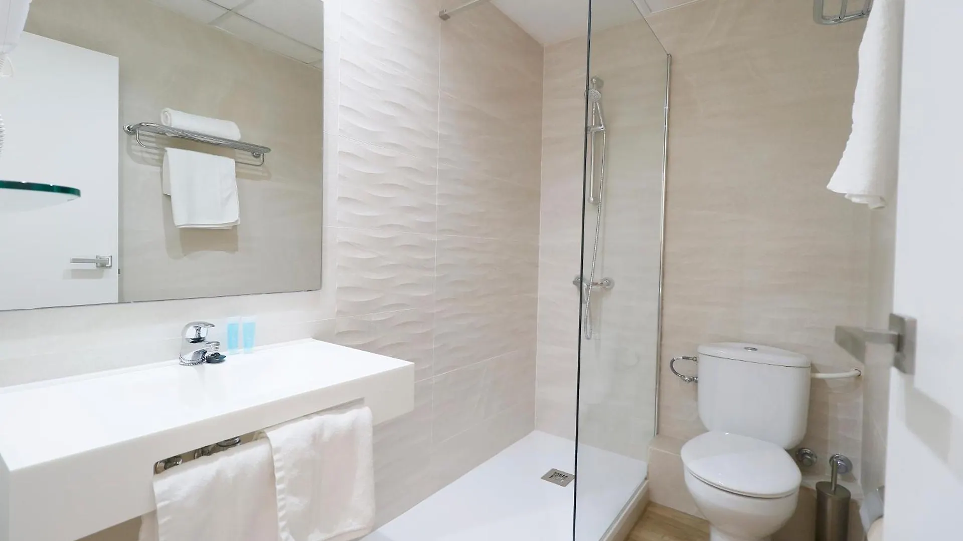 **  Hotel Gabarda Palmanova Spanien